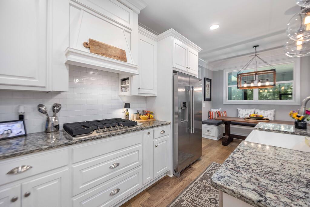 1456 Lee Road 2204