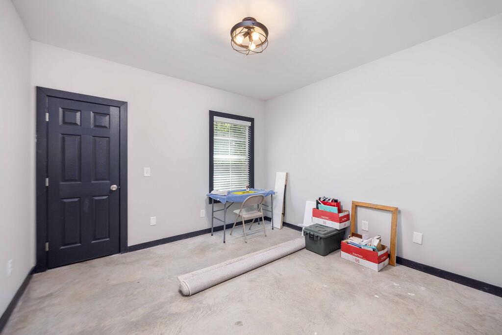 1456 Lee Road 2204