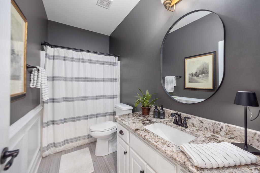 1456 Lee Road 2204