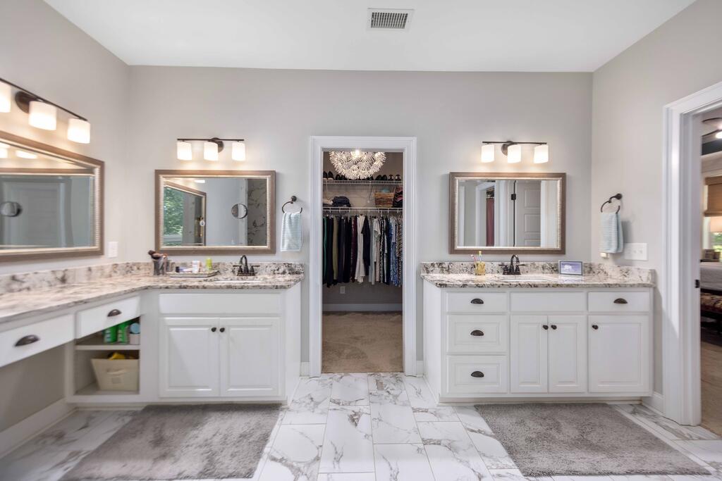 1456 Lee Road 2204