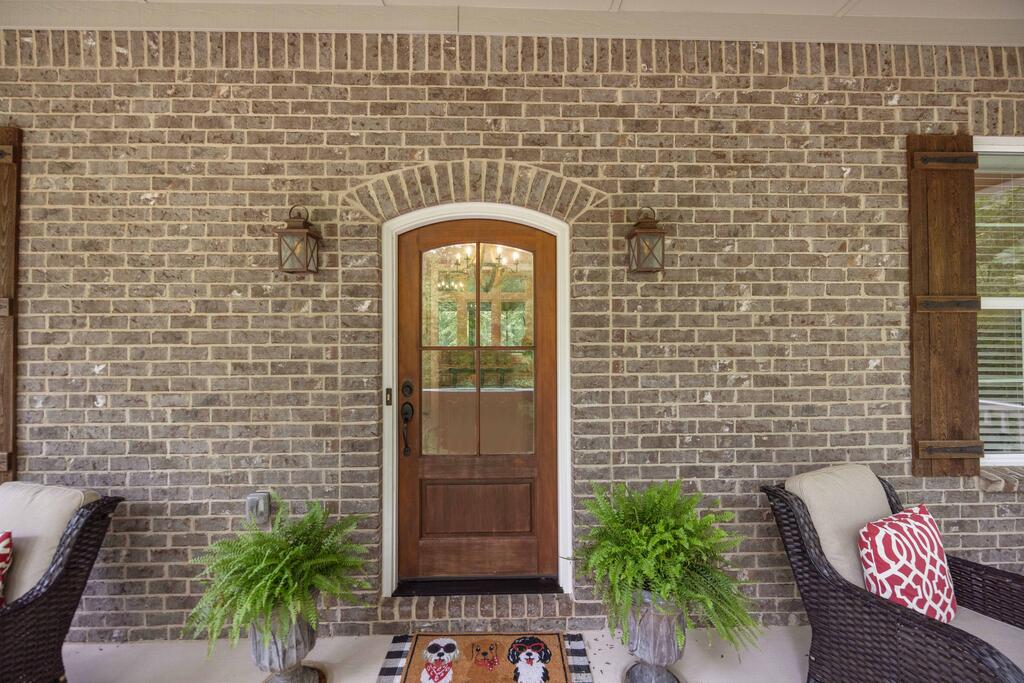 1456 Lee Road 2204