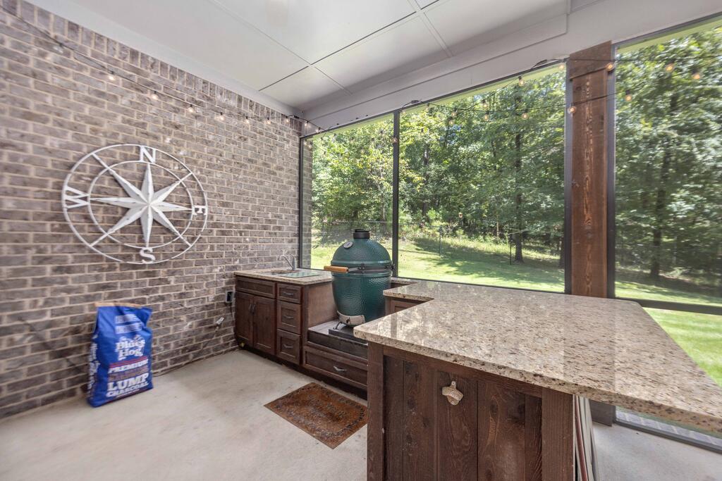 1456 Lee Road 2204