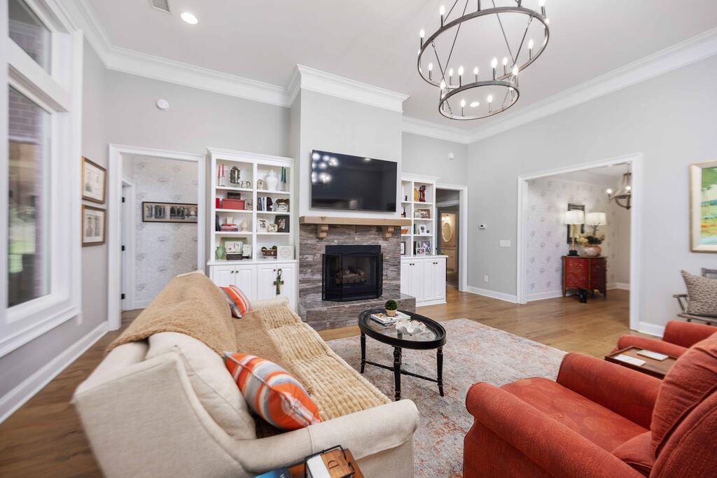 1456 Lee Road 2204