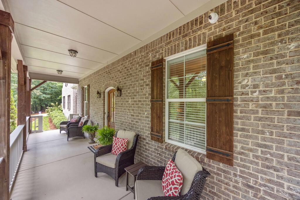 1456 Lee Road 2204