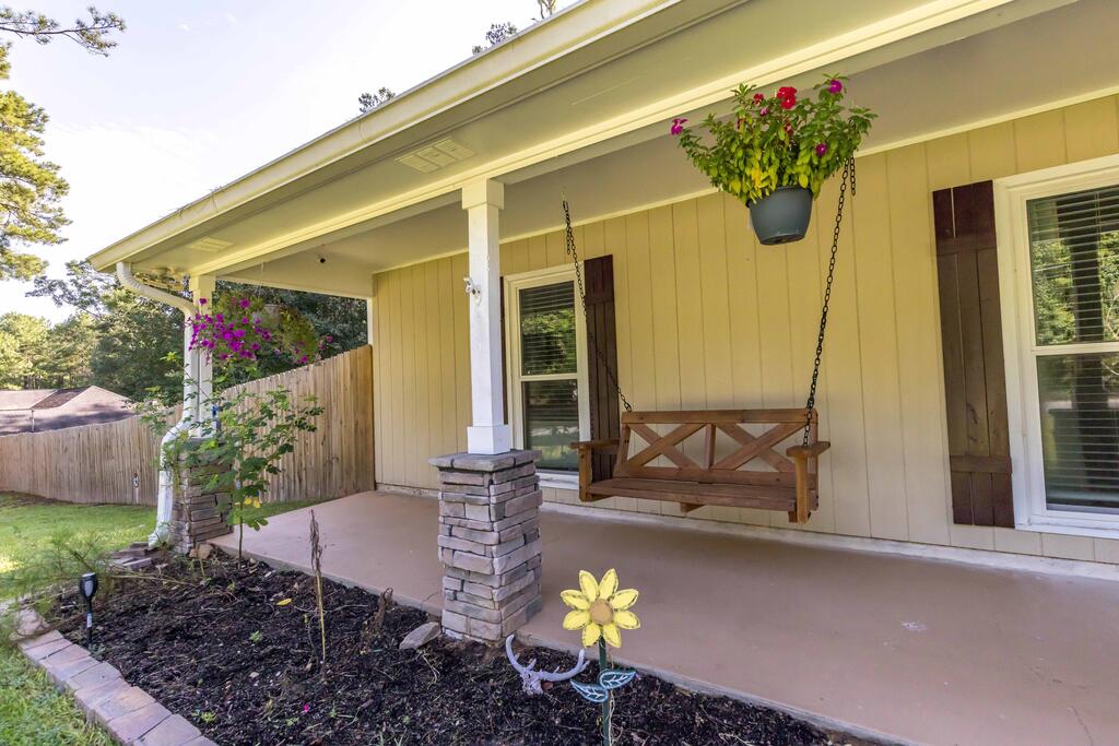 11 Lee Road 0509