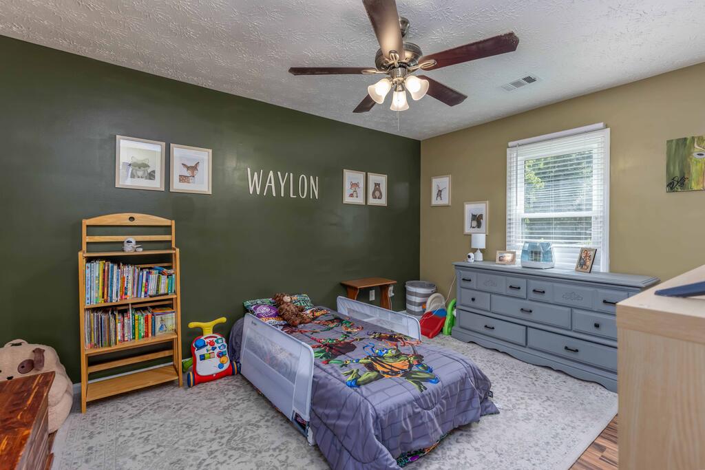 11 Lee Road 0509