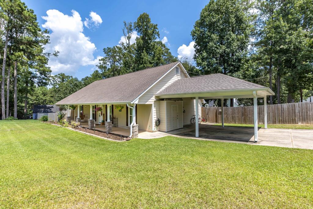 11 Lee Road 0509