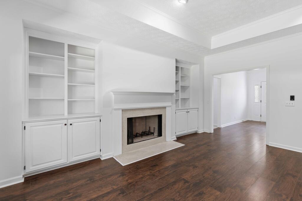 1107 Laurelwood Road