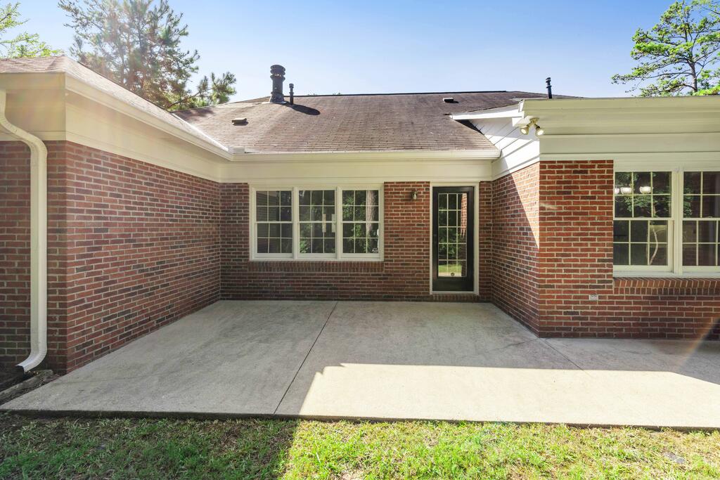 1107 Laurelwood Road