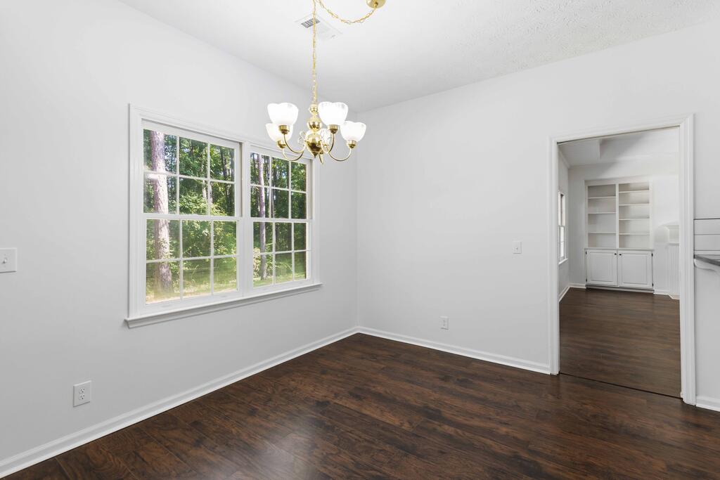1107 Laurelwood Road