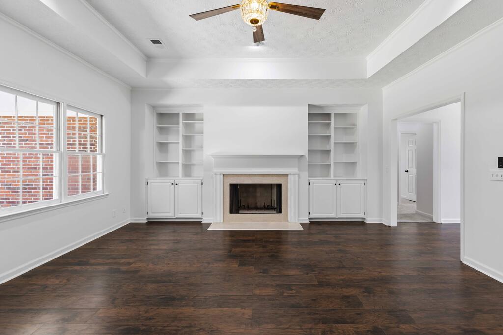 1107 Laurelwood Road