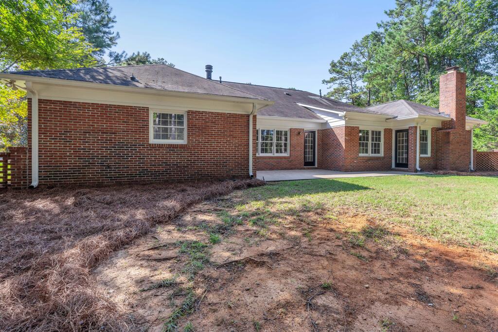 1107 Laurelwood Road