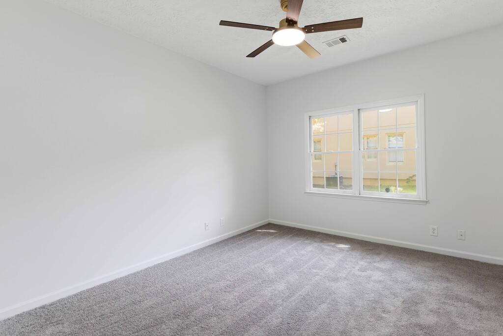 1107 Laurelwood Road