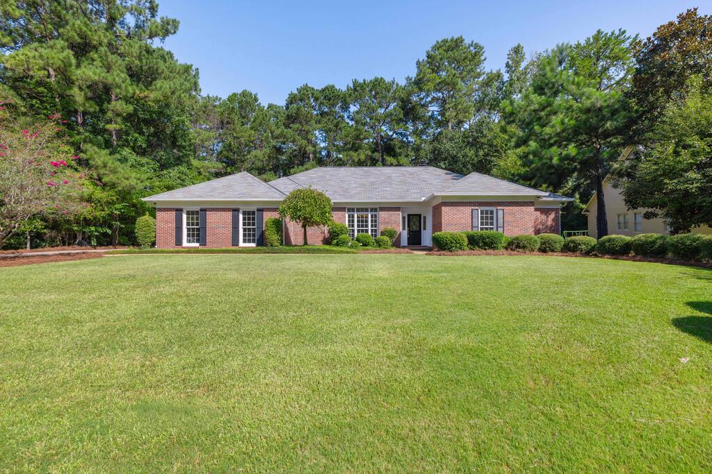 1107 Laurelwood Road