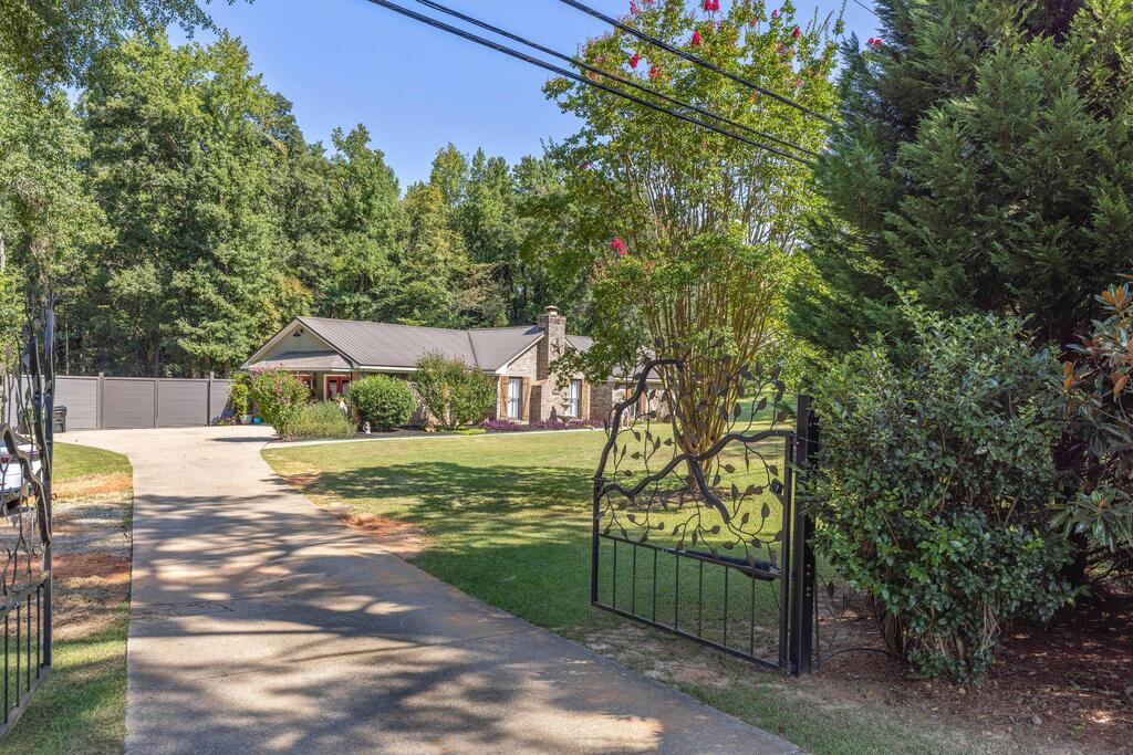 6811 Mobley Road