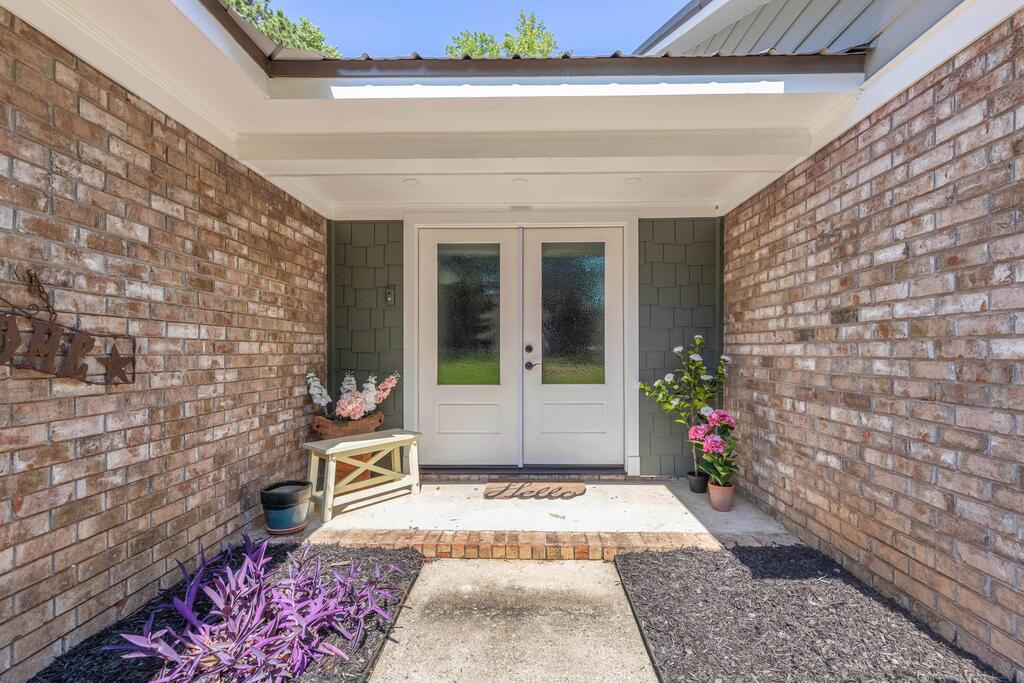 6811 Mobley Road
