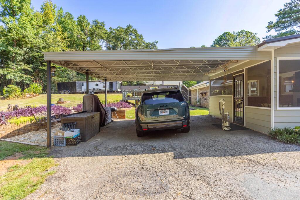 6811 Mobley Road