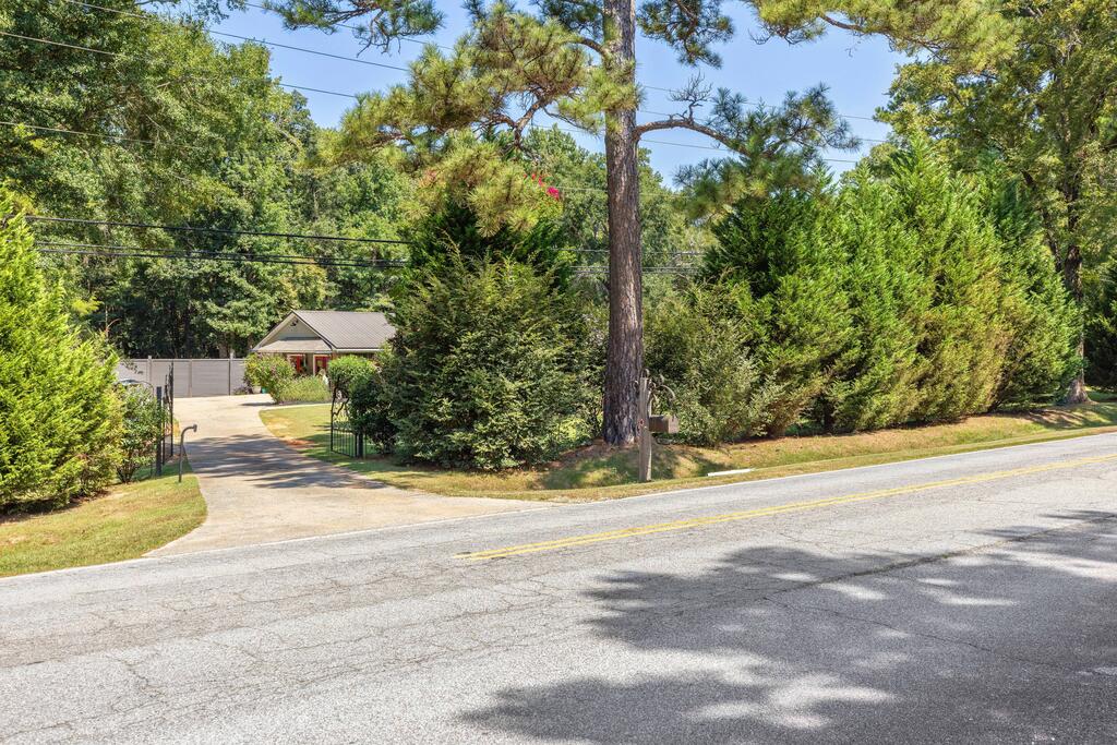 6811 Mobley Road