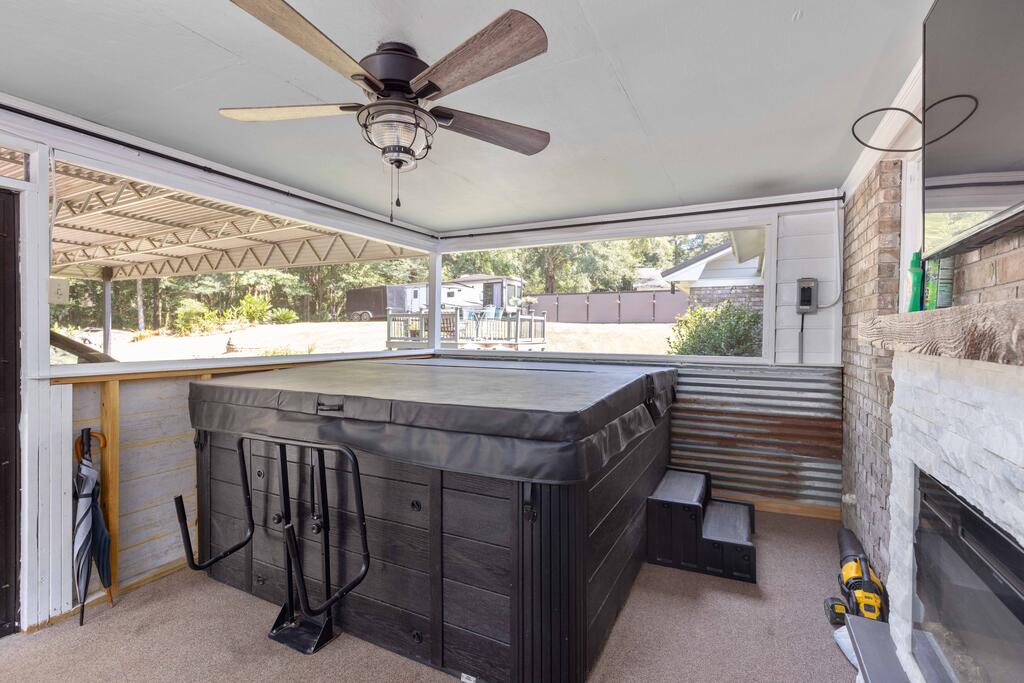 6811 Mobley Road