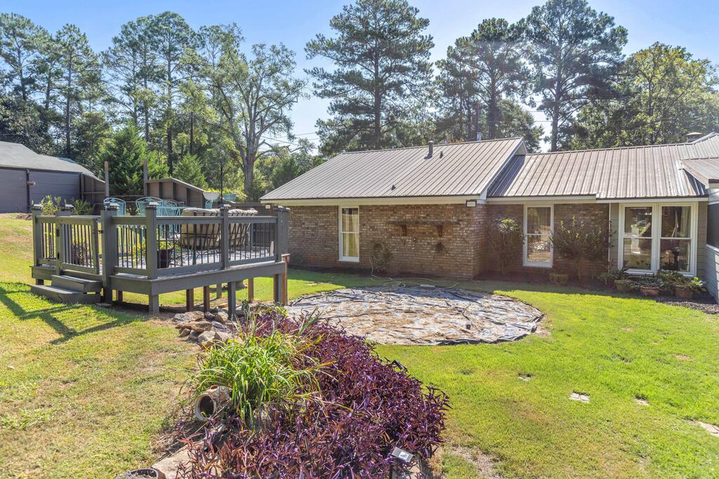 6811 Mobley Road