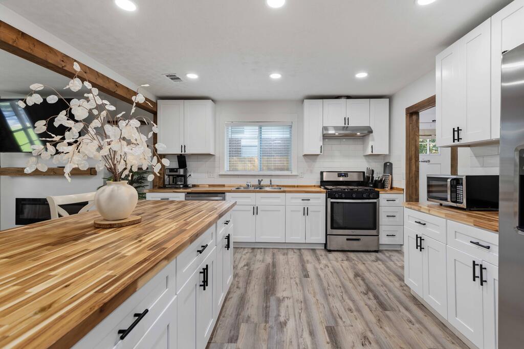 6242 Mill Branch Road