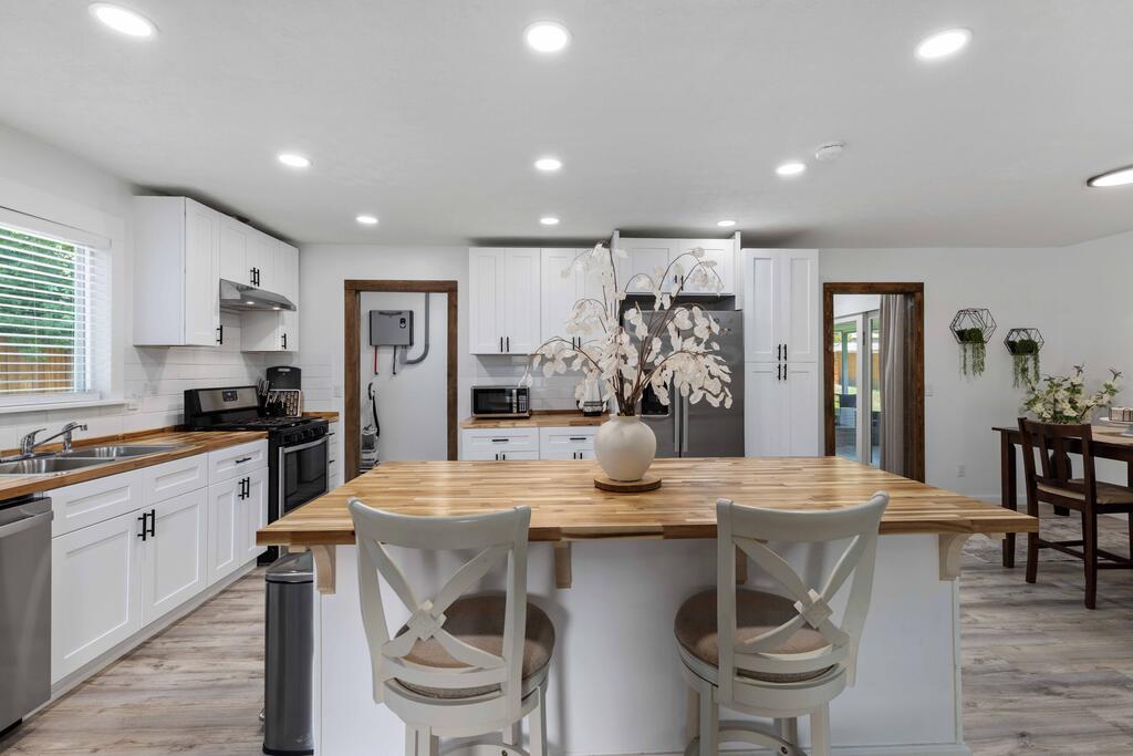 6242 Mill Branch Road