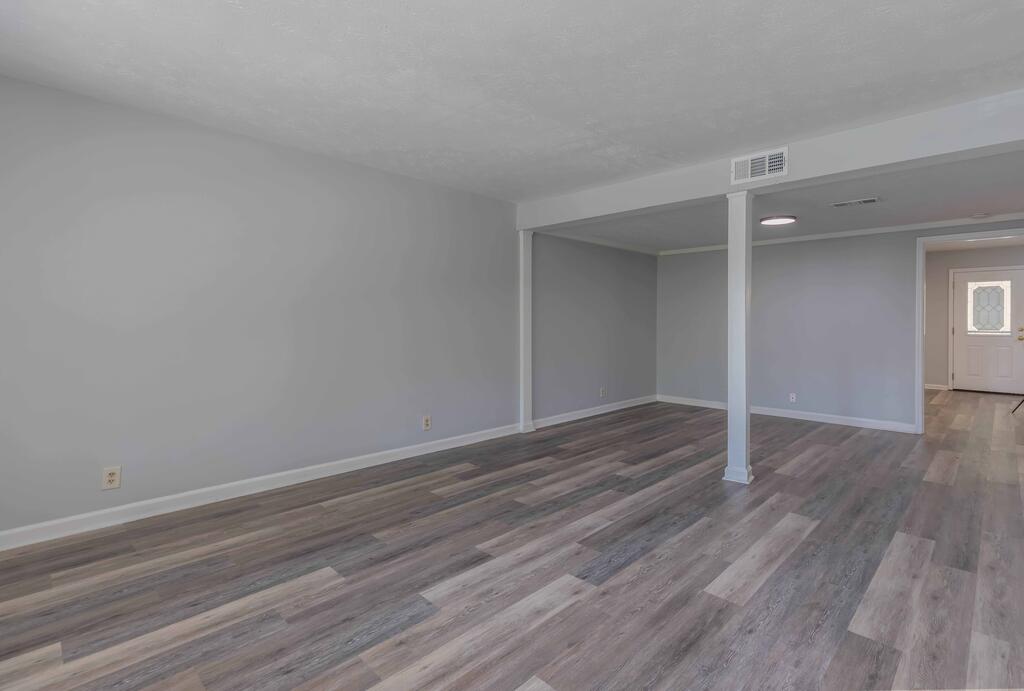 6101 River Road # 13