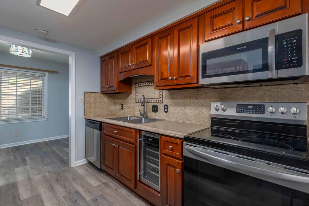 6101 River Road # 13
