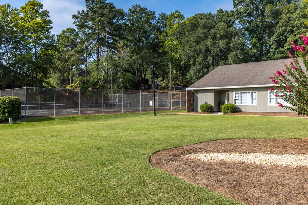 6101 River Road # 13