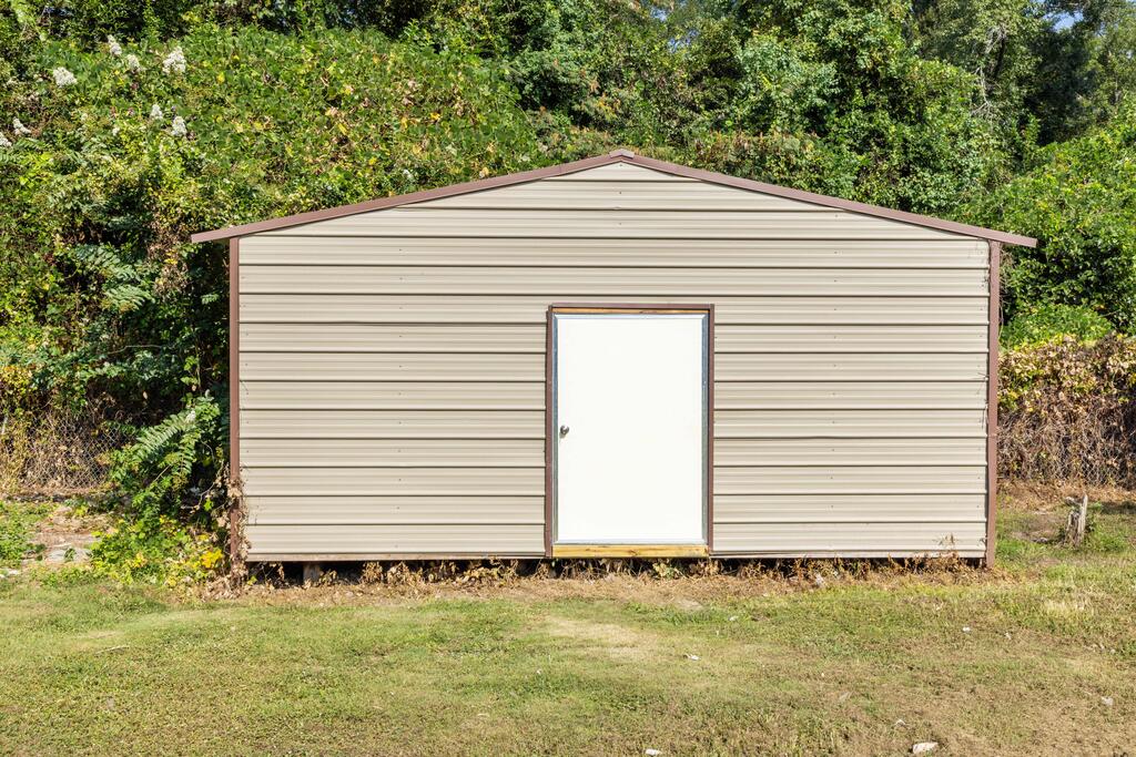 1841 Celeste Drive