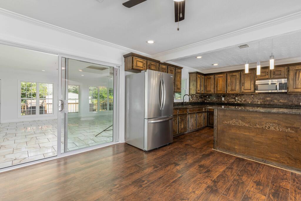 1841 Celeste Drive