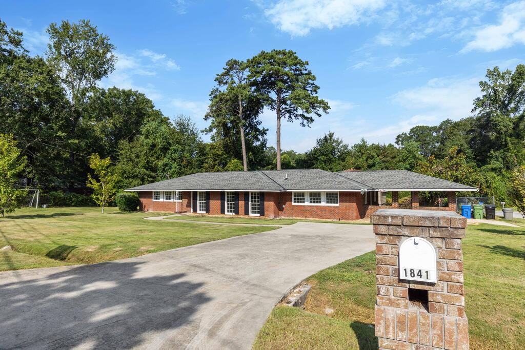 1841 Celeste Drive