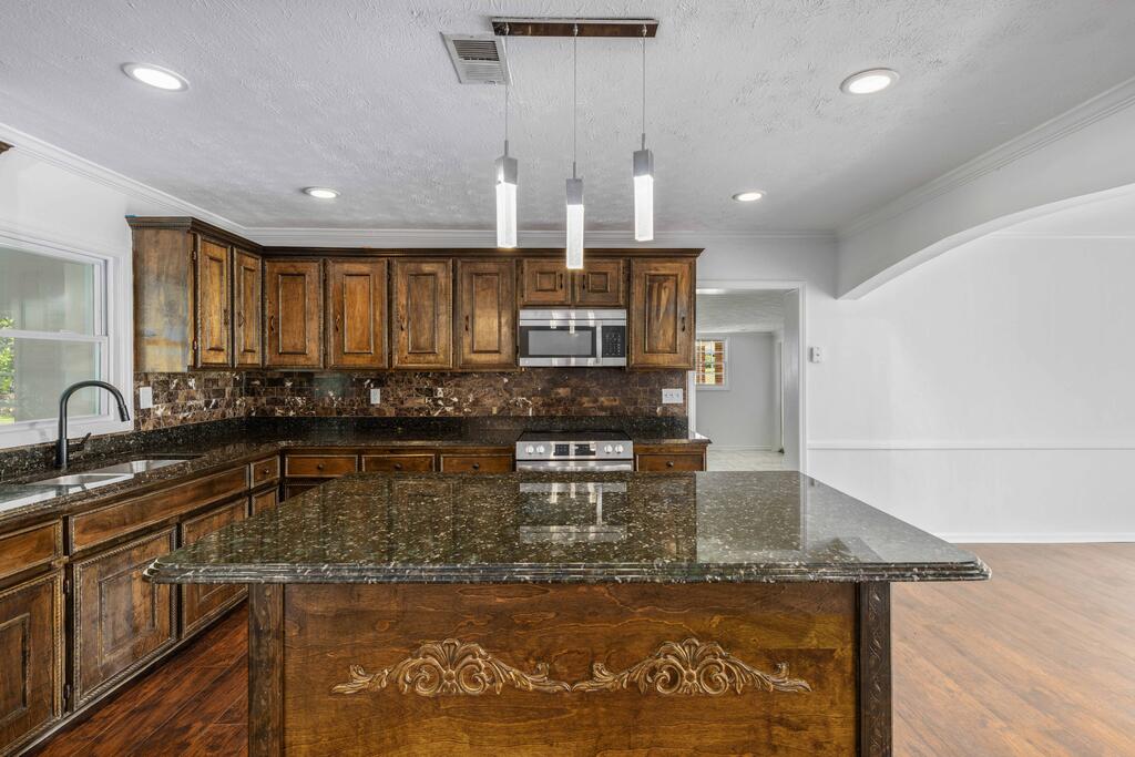1841 Celeste Drive