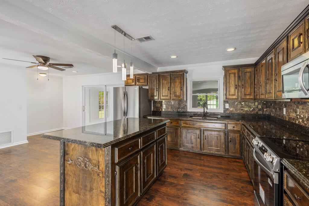 1841 Celeste Drive