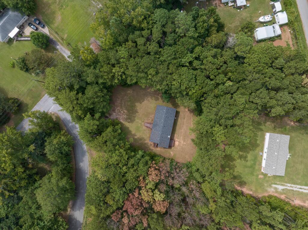 17 Cottonwood Drive