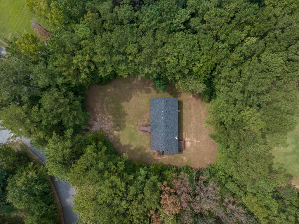17 Cottonwood Drive