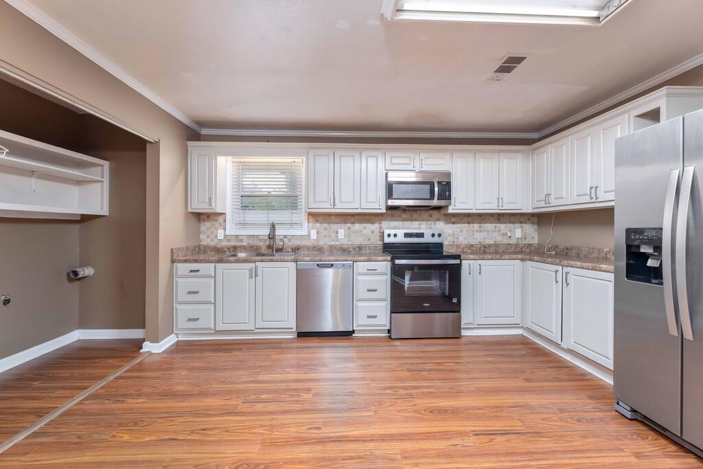 2562 Harwich Circle