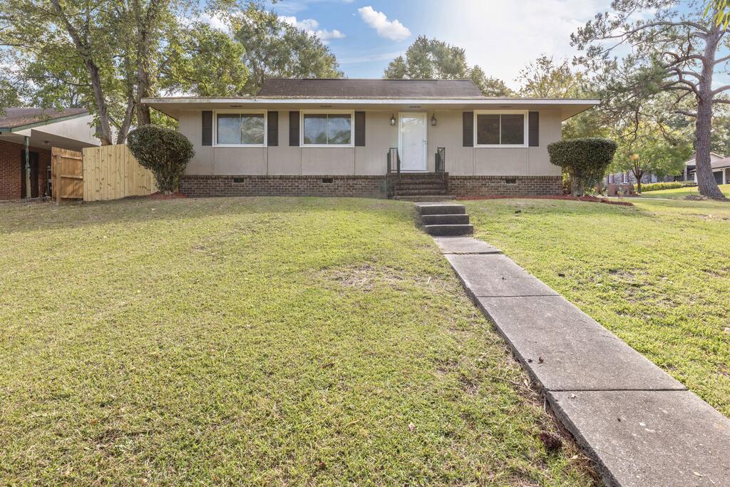2562 Harwich Circle