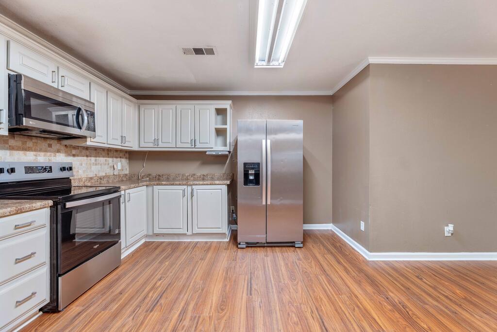 2562 Harwich Circle
