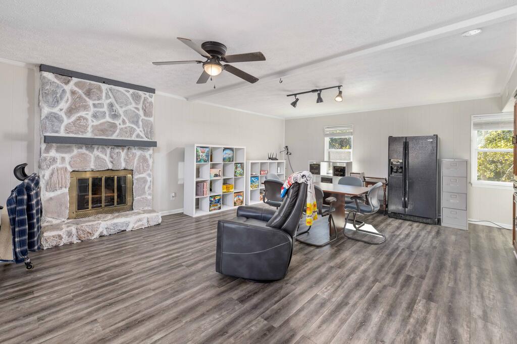 7850 Gray Shoals Drive