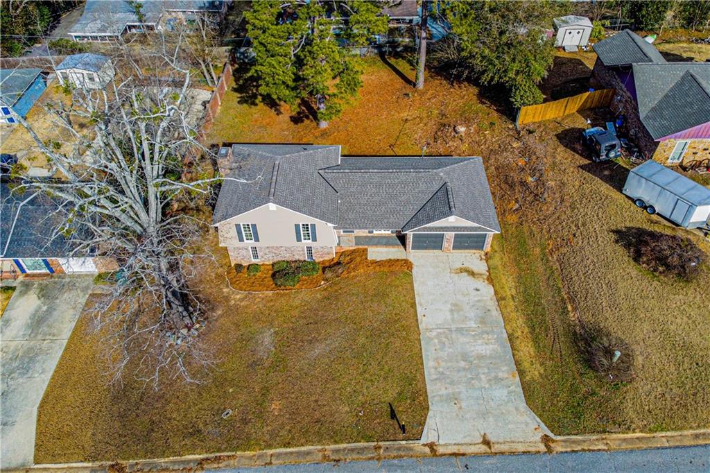 2412 Greenbriar Drive
