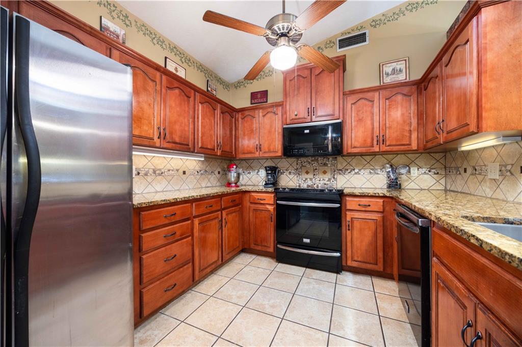 4200 Bridgecrest Drive N-1
