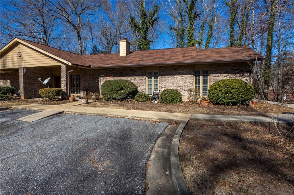 4200 Bridgecrest Drive N-1