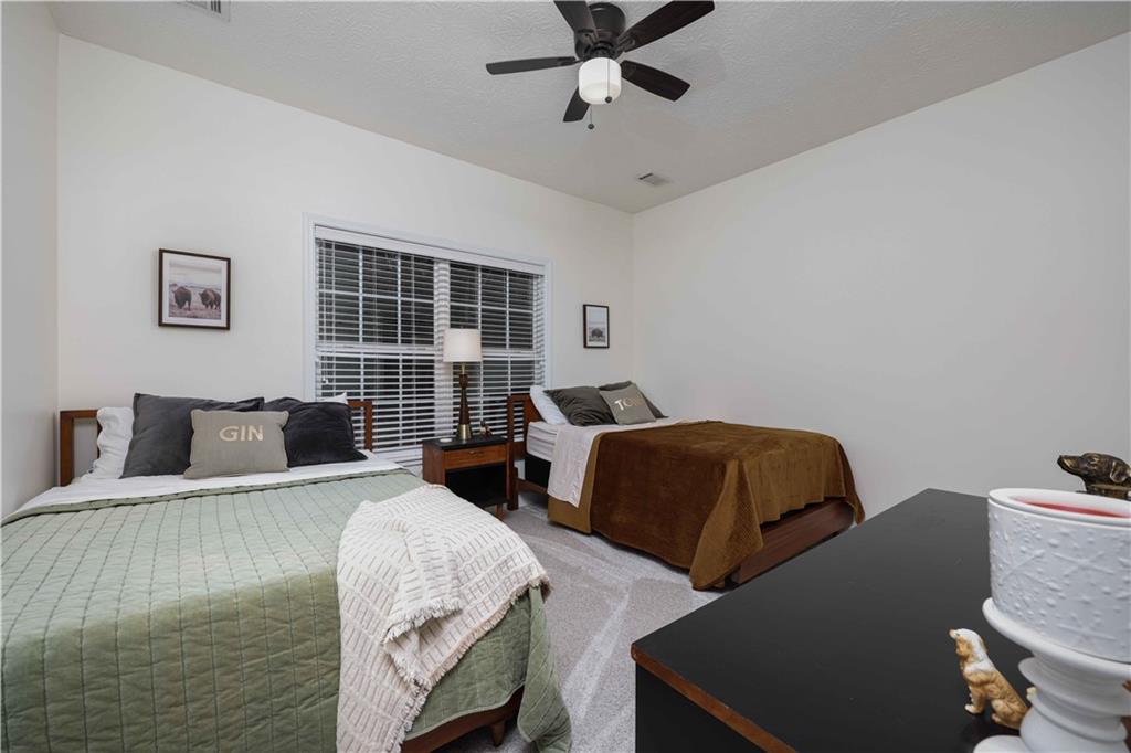 10 Lee Road 2047
