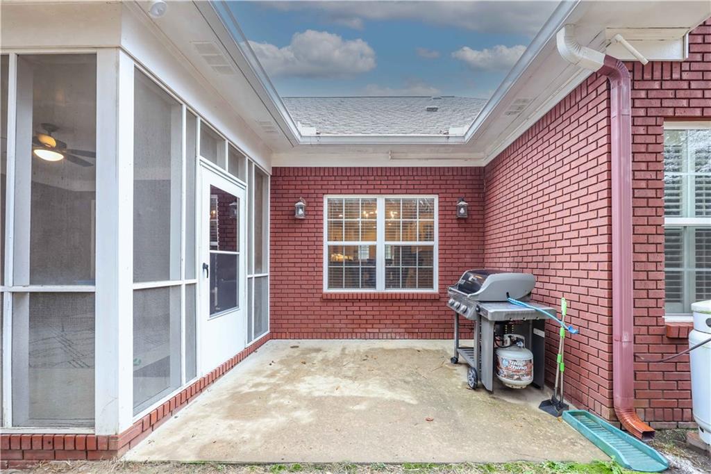10 Lee Road 2047