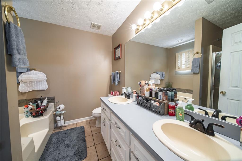 770 Lee Road 102