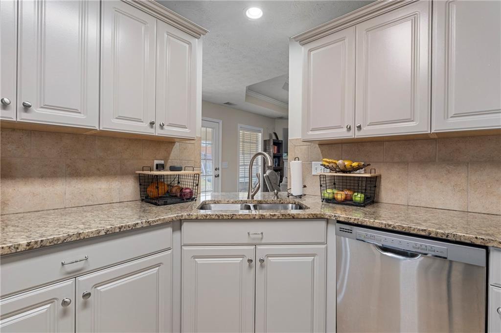 86 Lee Road 2138