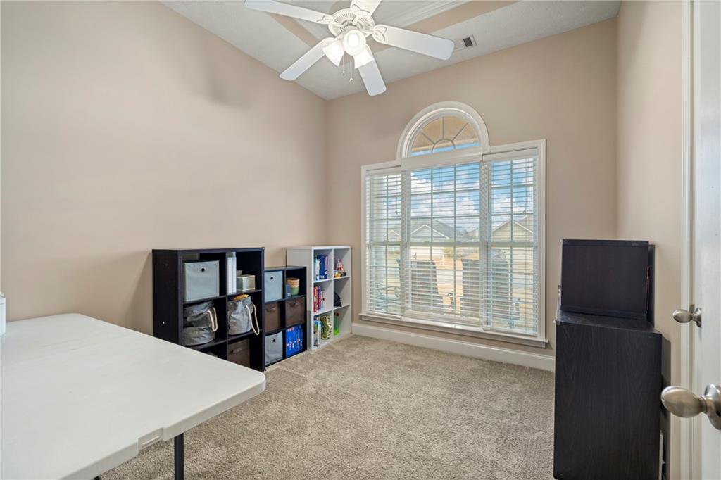 86 Lee Road 2138