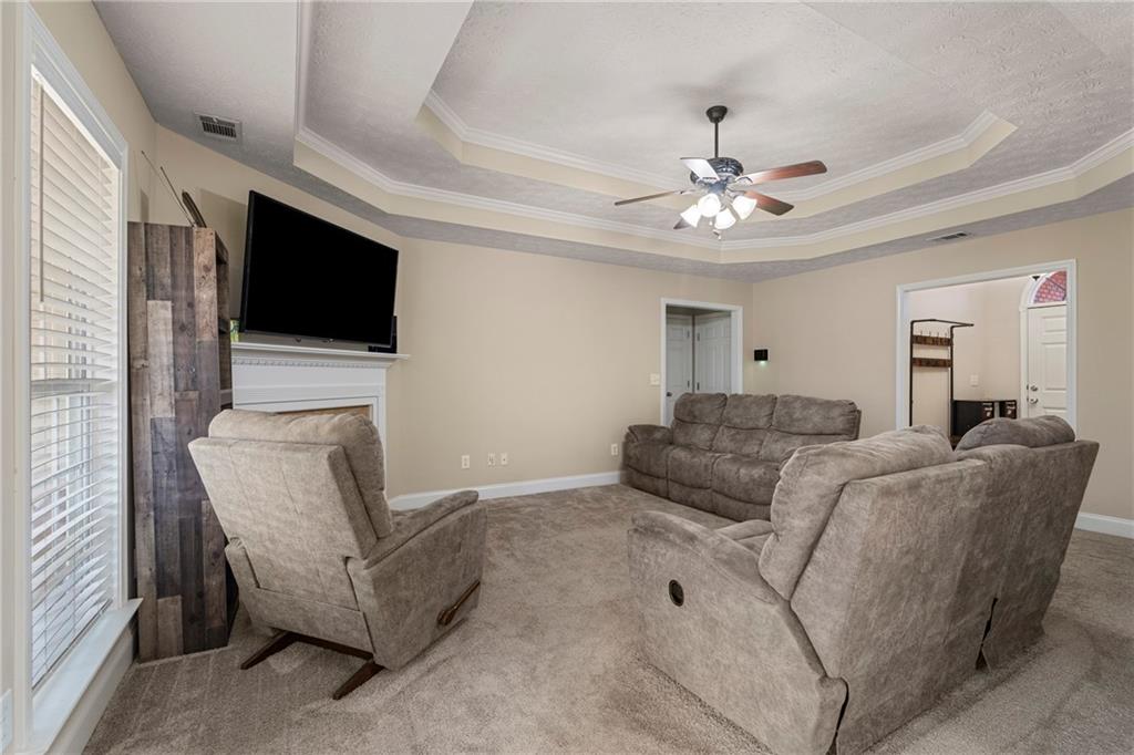 86 Lee Road 2138