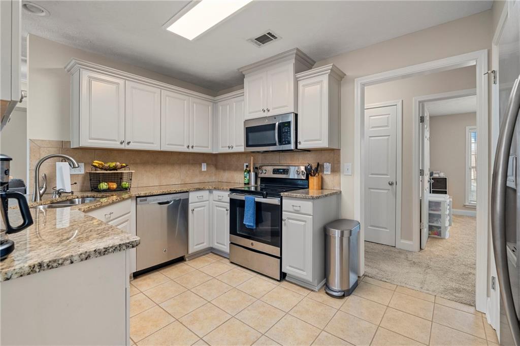 86 Lee Road 2138